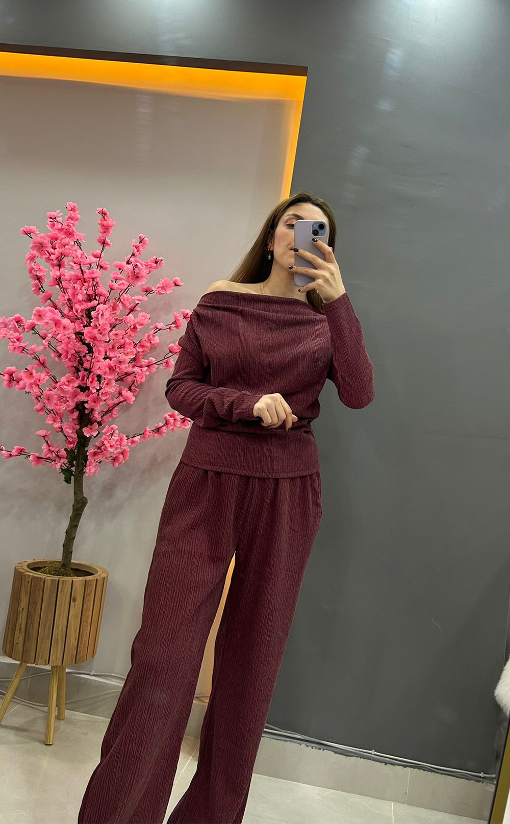 Kırmızı Likralı Kadın Kumaş Takım